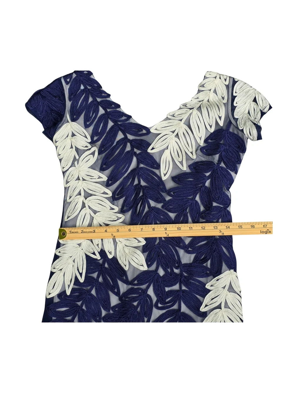JS Collections Navy Ivory Applique Illusion Cocktail Sheath Dress Size 2